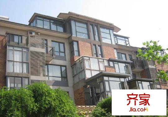 萬科水晶城別墅外景圖