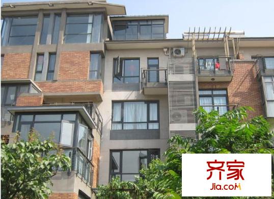 萬科水晶城別墅外景圖