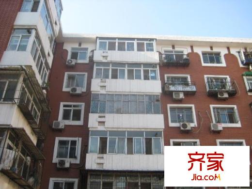 榮遷西里外景圖