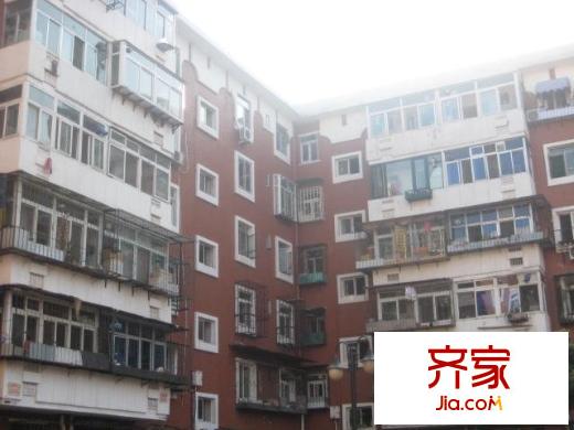 榮遷西里外景圖