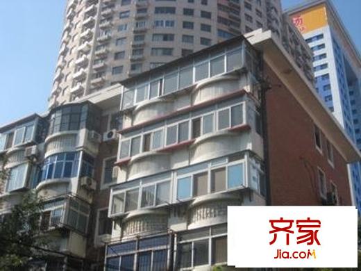 學(xué)湖里外景圖