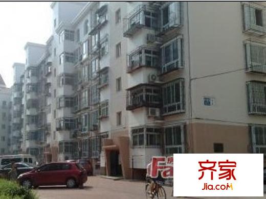 隆鵬公寓外景圖