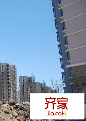 天房翠海紅山外景圖