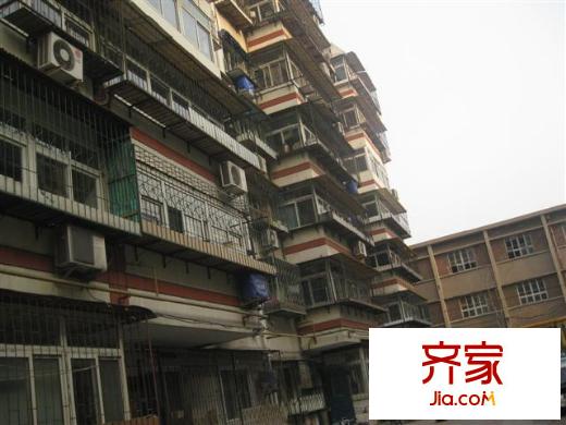國(guó)強(qiáng)里外景圖