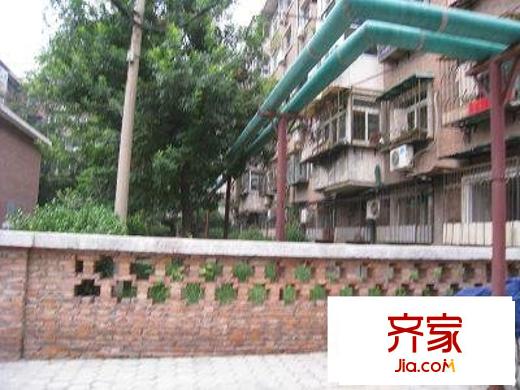 衛(wèi)安南里外景圖