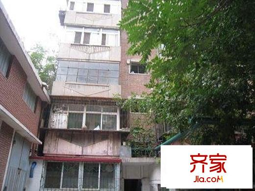 衛(wèi)安南里外景圖