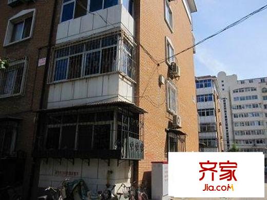 堤中里外景圖