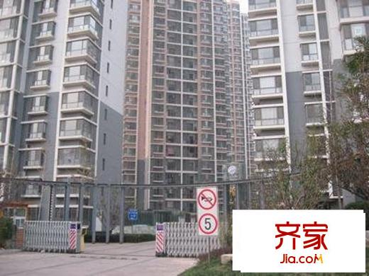 天房峰閣外景圖