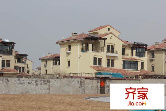 吉寶沁風(fēng)御庭別墅工程進(jìn)度（2015-3）