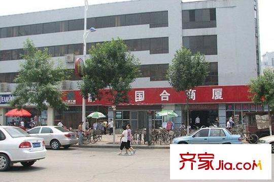 君悅府周邊臨近的商街