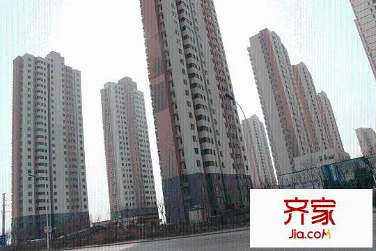 世嘉小區(qū)樓棟實(shí)景（2015-03）