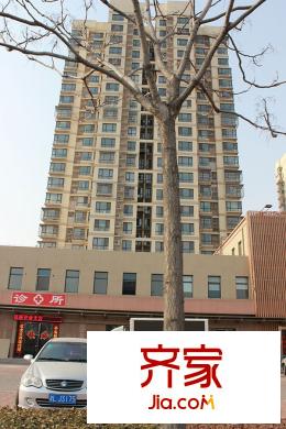 學(xué)仕府花園小區(qū)樓棟實景（2015-03）