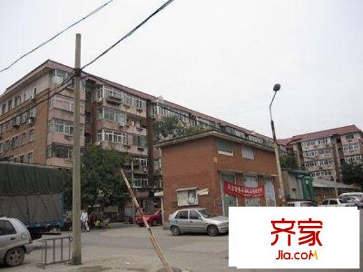 盈江東里外景圖