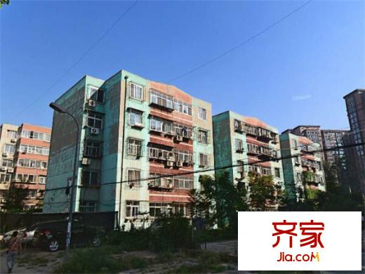 藍(lán)天樓小區(qū)外景圖 