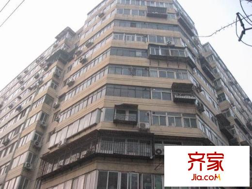 龍德里外景圖