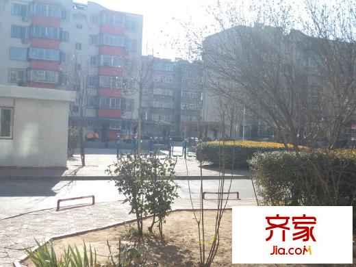 龍?jiān)茦峭饩皥D 