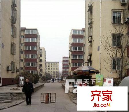 現(xiàn)代花苑外景圖唐山  