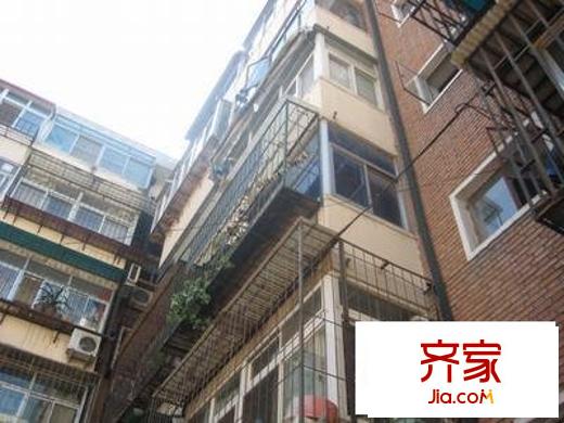 景湖里外景圖