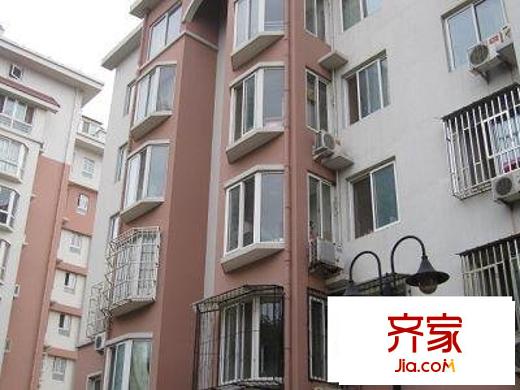 金云里外景圖