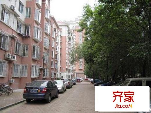 金云里外景圖