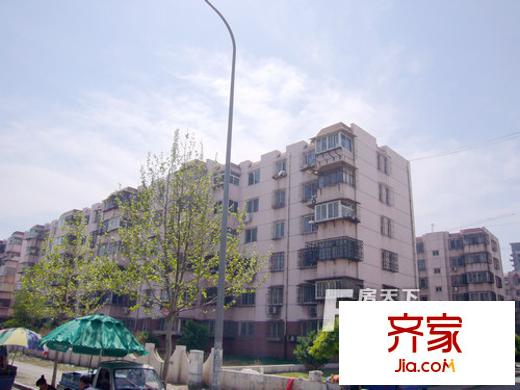 龍泉西里