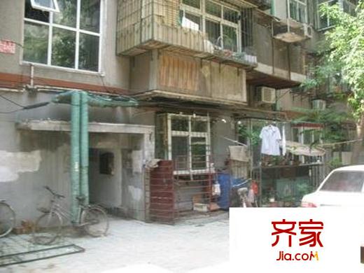 鳳城樓外景圖