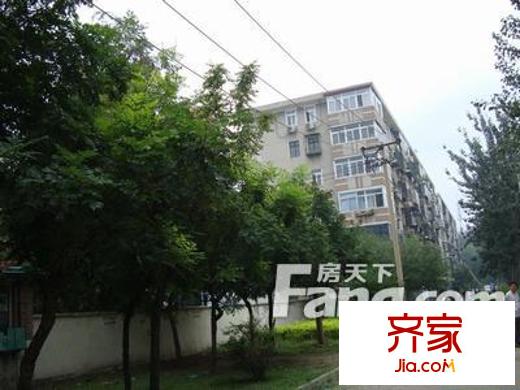 臥龍南里外景圖