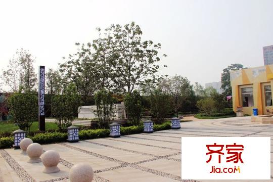 鼎旺90社區(qū)售樓處園林綠化實(shí)景（2014-07-10）