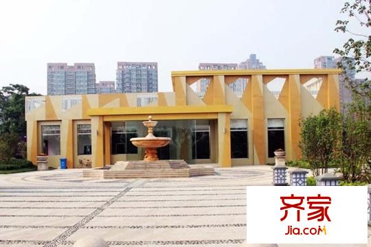 鼎旺90社區(qū)售樓處入口（2015-5-21）