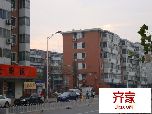 華章里外景圖