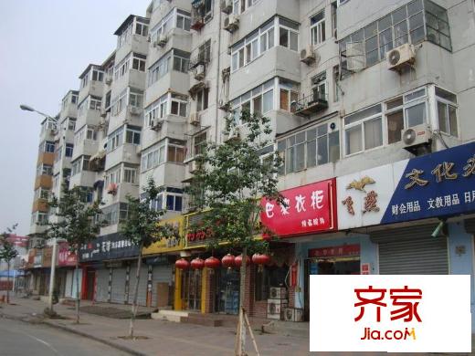 華章里外景圖