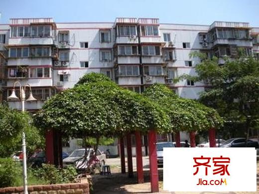 興源公寓外景圖