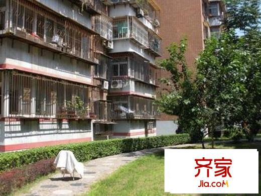 興源公寓外景圖