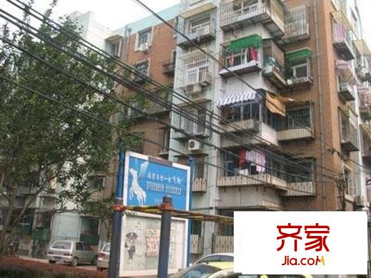 春艷里外景圖