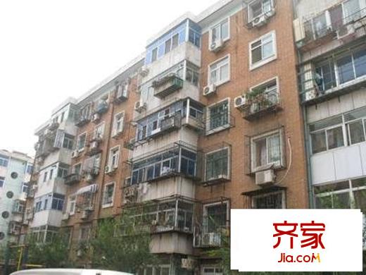 春艷里外景圖