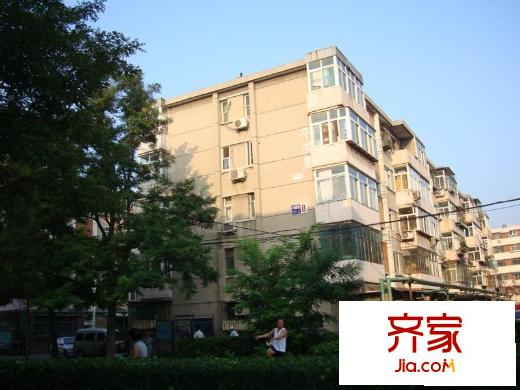 平湖西里