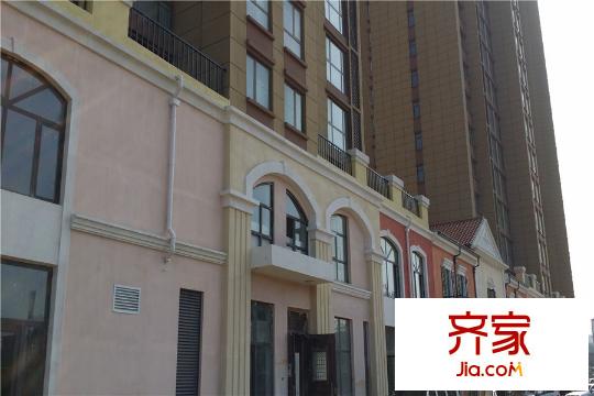東方漁人碼頭小區(qū)底商（2015-07-23）