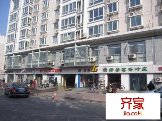鴻泰公寓外景圖
