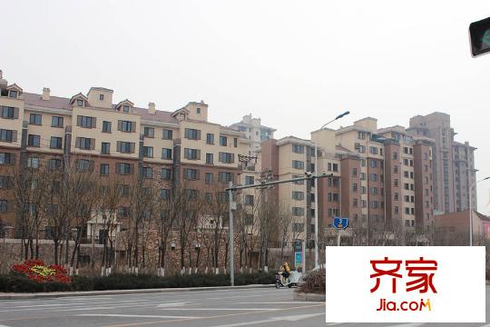 天房天和園小區(qū)樓棟實景（2015-3）