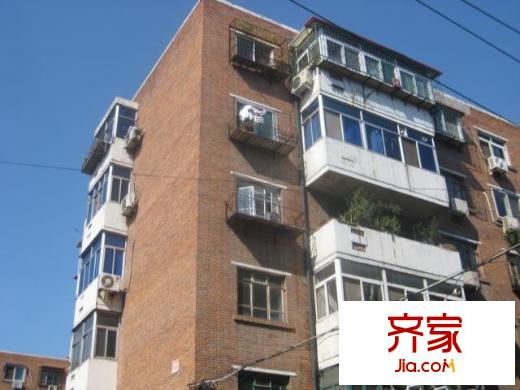 光湖里外景圖
