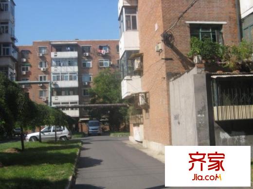 光湖里外景圖