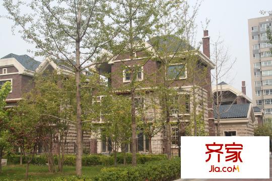 天景美地社區(qū)別墅實景（2015-9-21）