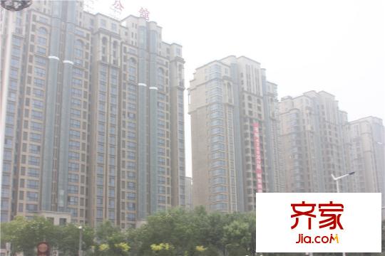 星遠壹號公館小區(qū)實景（2015-07-24）