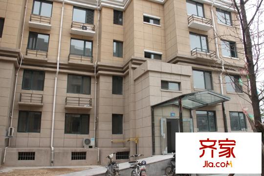 萬(wàn)都國(guó)際1號(hào)樓門廳實(shí)景（2014-06-20）