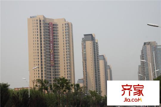 唐山雅頌居小區(qū)遠(yuǎn)觀（2015-06-23）