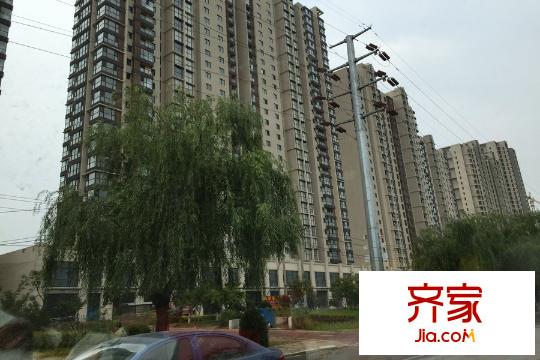 津西東湖灣項目街邊（2015-07-17）