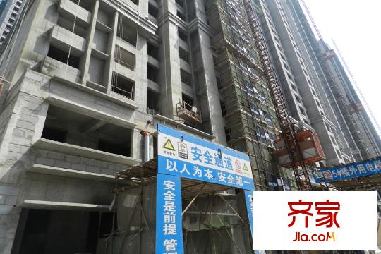 鳳城國貿(mào)北區(qū)工程進展（2015-8-21）