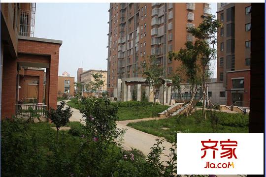 鳳凰世嘉小區(qū)內(nèi)部實景（2015-4-12）