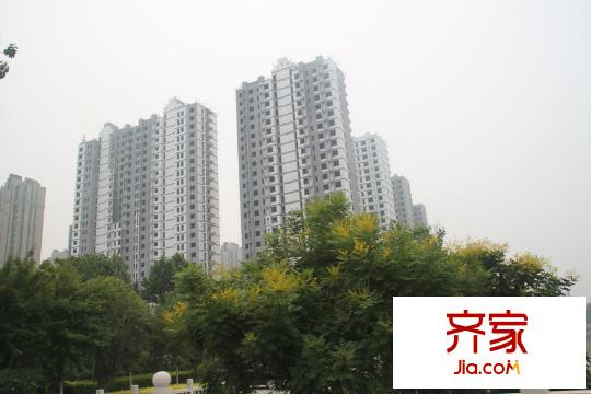潤達(dá)萬科金域藍(lán)灣二期遠(yuǎn)景工程進(jìn)展實(shí)景（2015-6-23）