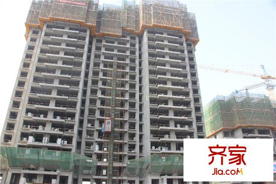 和泓陽光北岸1號樓整體進(jìn)展（2015-05-13）